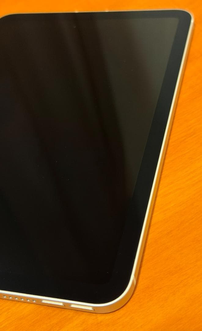 iPad mini第6世代 Wi-Fi+Cellular 64GBスターライト