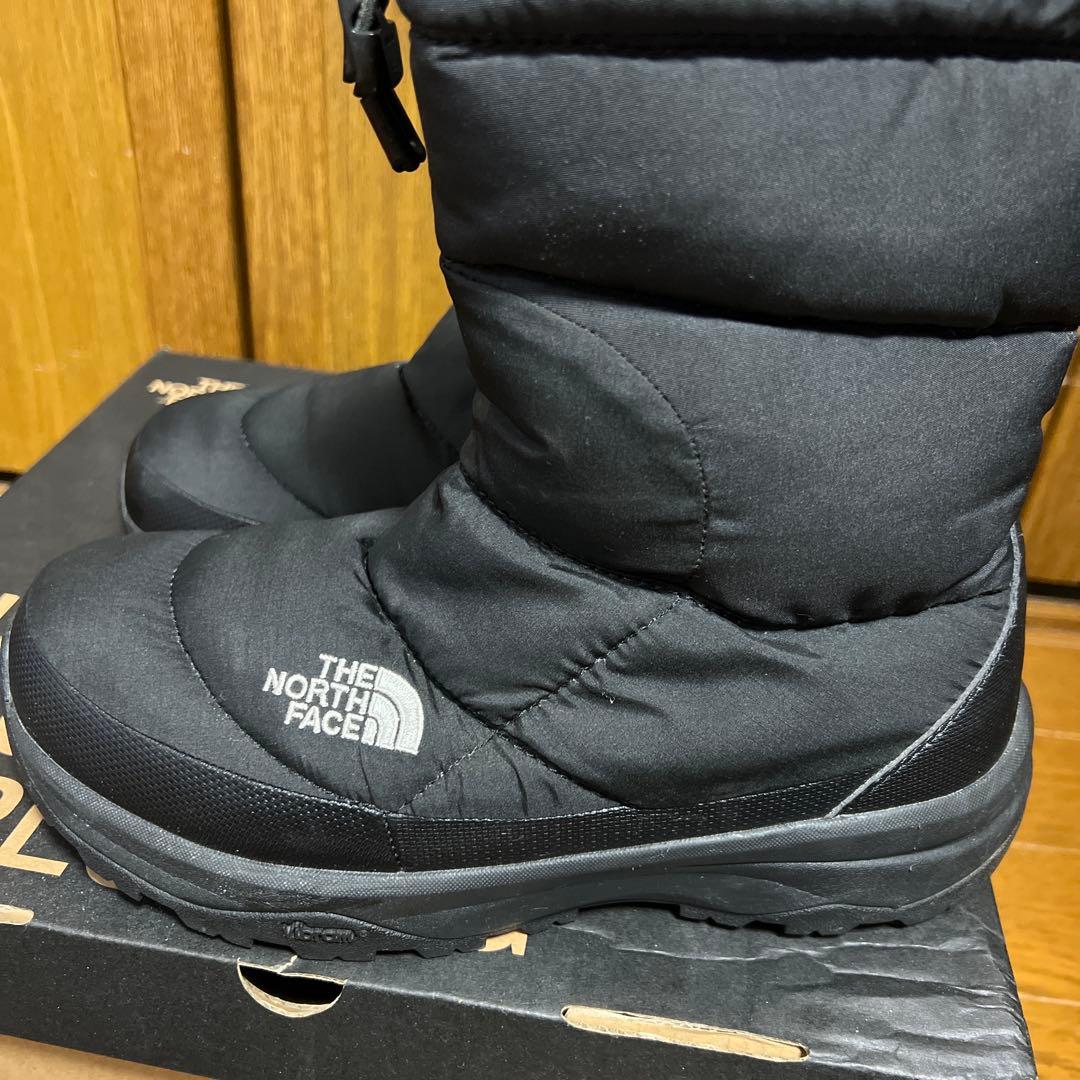 ノースフェイス　ブーツ　NF52077