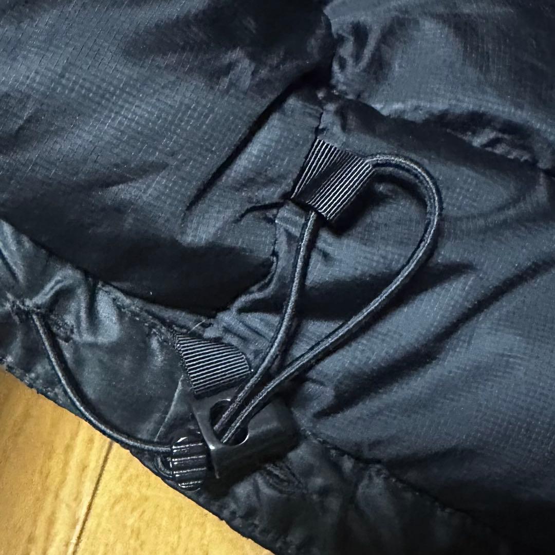 《patagonia》 パタゴニア (XS) フード付きダウンジャケット 難あり