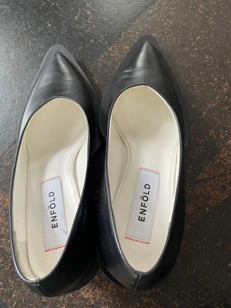 ENFÖLD ブラック レザー パンプス　the formal エンフォルド38