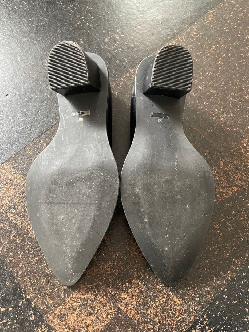 ENFÖLD ブラック レザー パンプス　the formal エンフォルド38