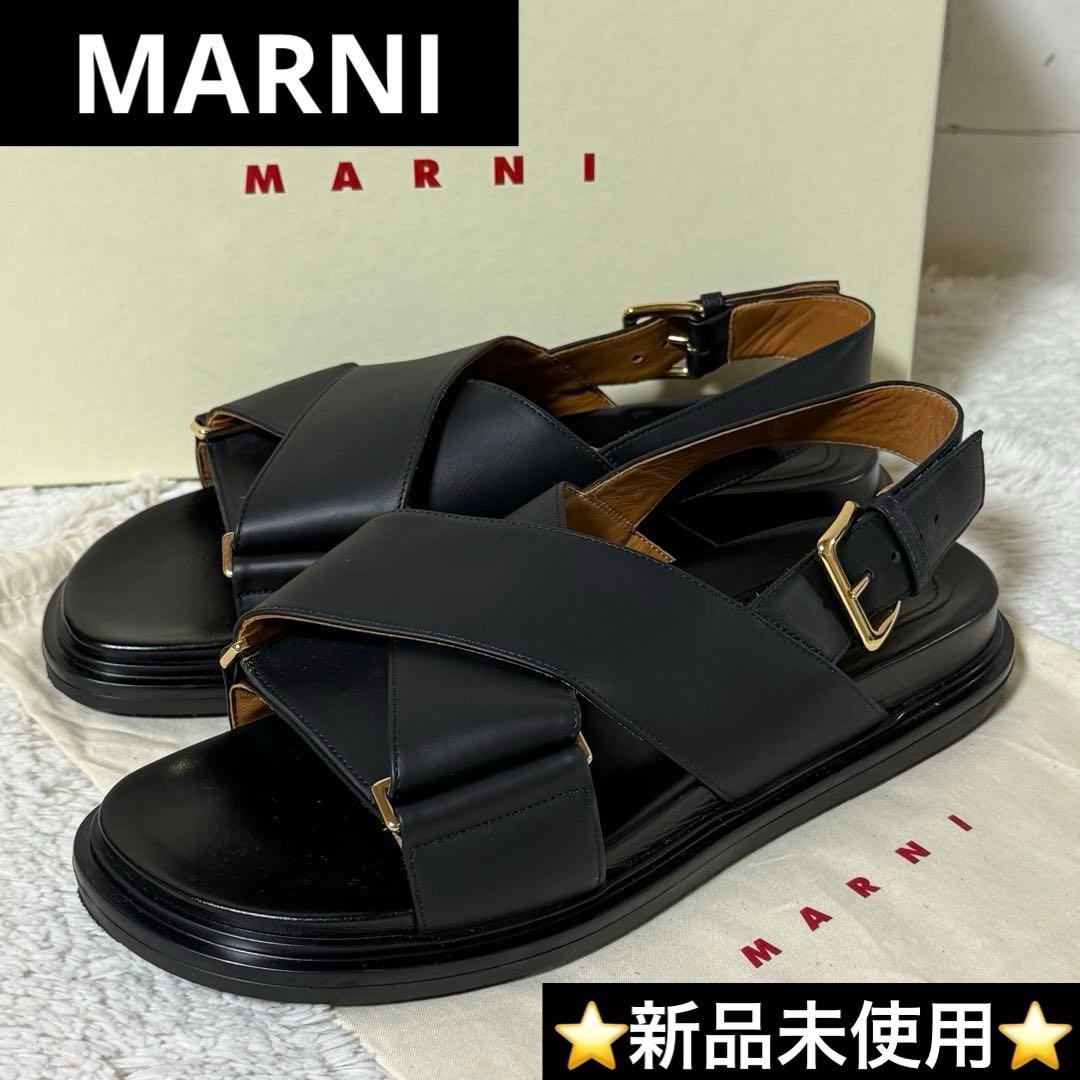 ⭐️新品未使用⭐️　MARNI　クロスフラット　ナッパーレザー　フスベットサンダル
