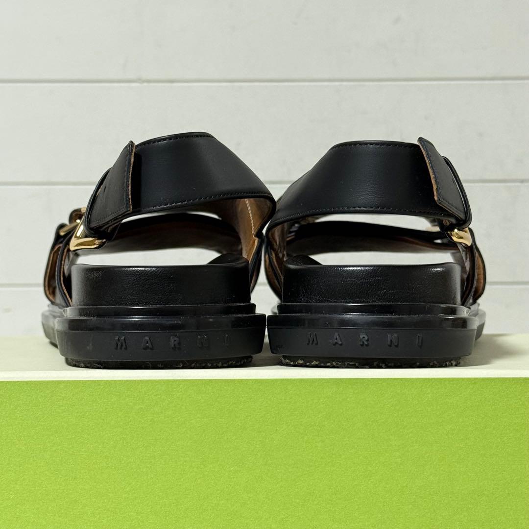 ⭐️新品未使用⭐️　MARNI　クロスフラット　ナッパーレザー　フスベットサンダル