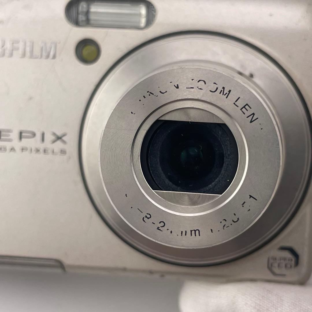 実写美⭕️【動作確認済み】Fujifilm FinePix F50fd デジカメ