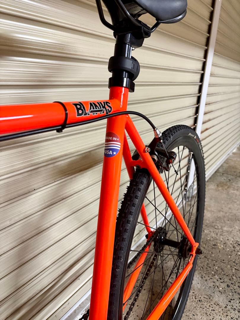 Piewpiew　ローカルバイクス　ブランクス　ピストバイク