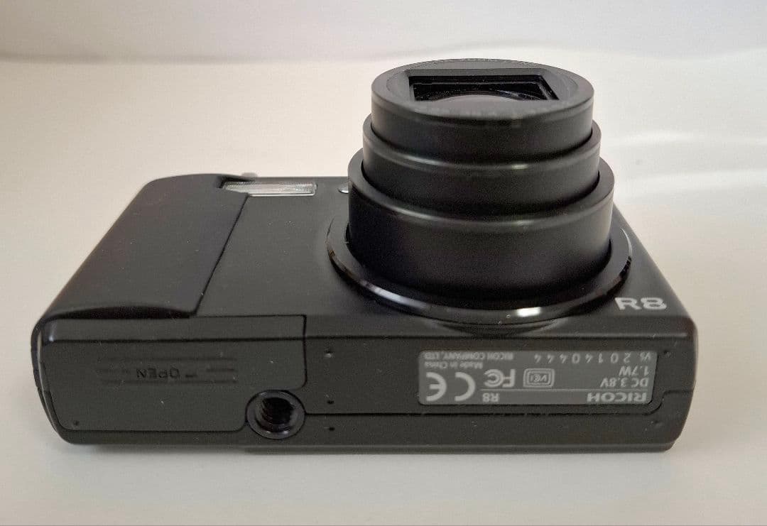 [美品]リコー RICOH Caplio R8 デジタルカメラ