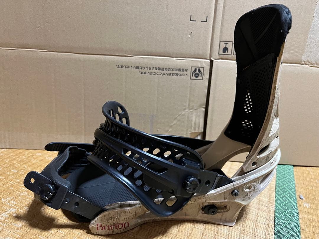 Burton malavita Re:Flex バートン　マラビター　M サイズ