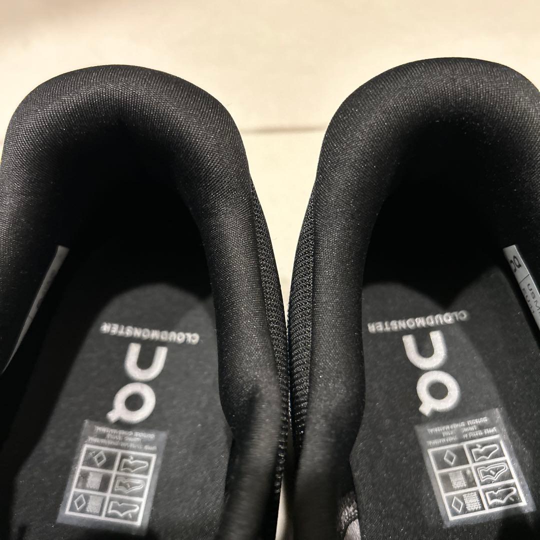 On Cloudmonster2 ランニングシューズ