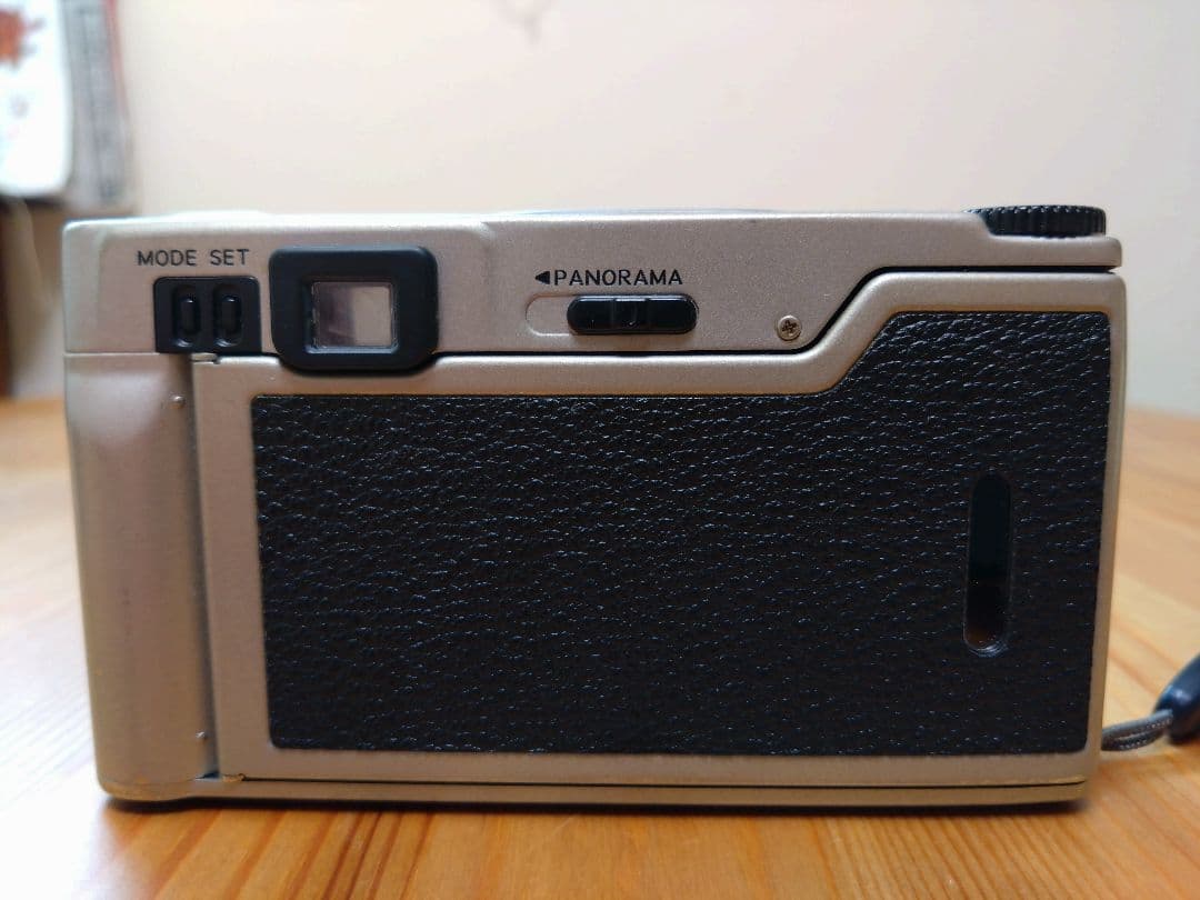 ニコン　Nikon 35Ti チタンボディ (ケース・取説付き)現状品