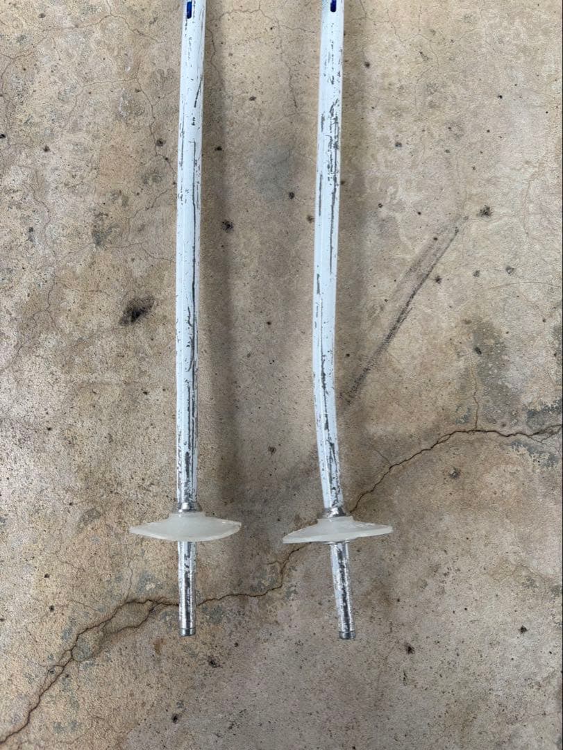 キャラクター柄 スキー板と靴、ポール付き