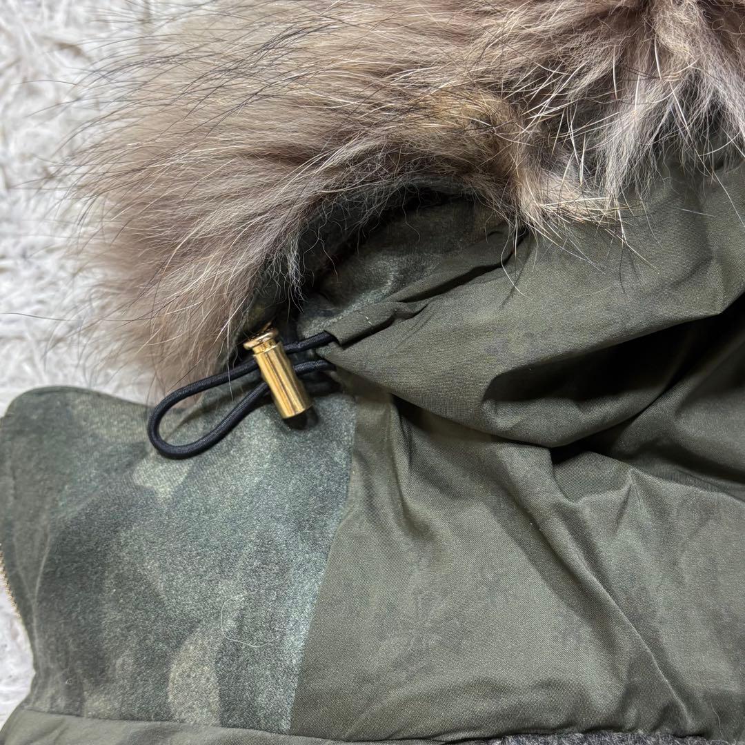 美品　タトラス ダウンジャケット　ベスト　カモフラ　リアルファー　シルク混　L