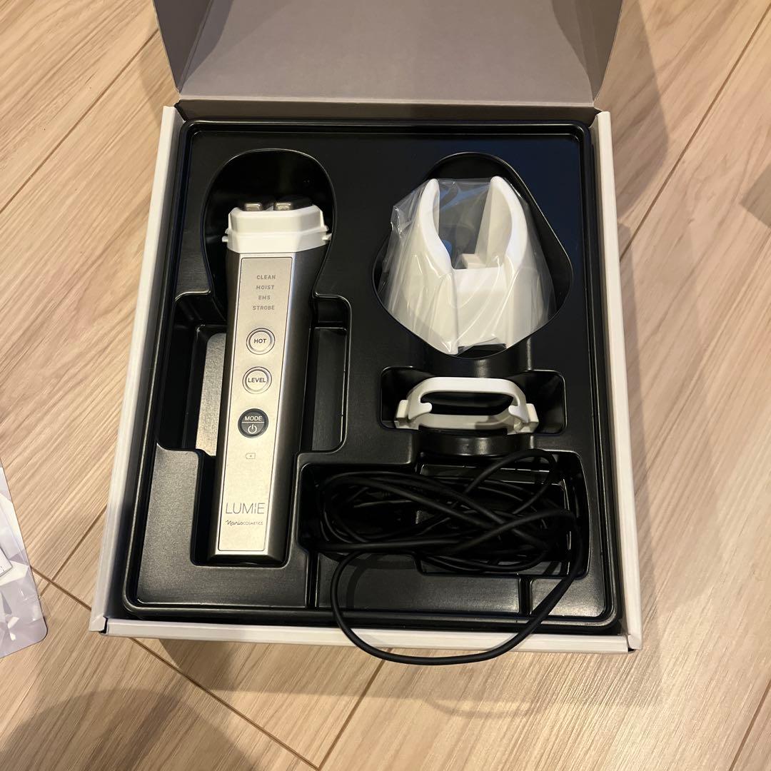 ナリス ルミエ LUMIE 美顔器