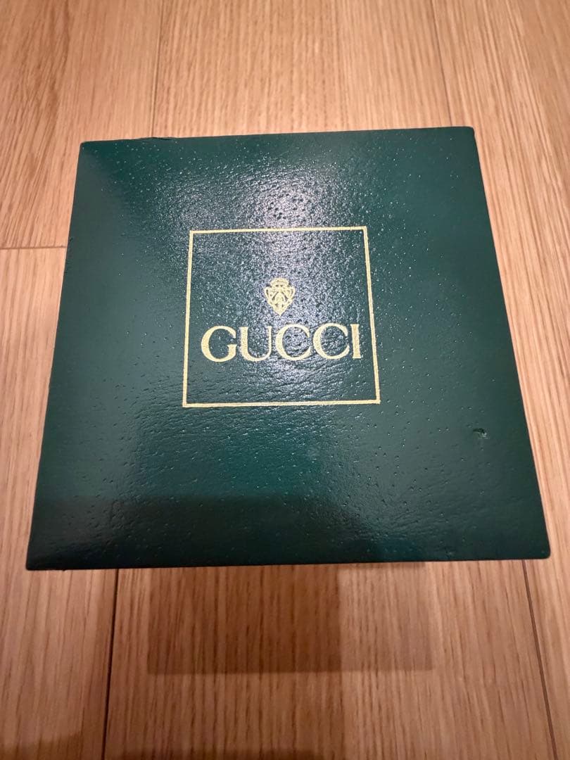 GUCCI グッチ チェンジベゼル ホワイト文字盤 ゴールド