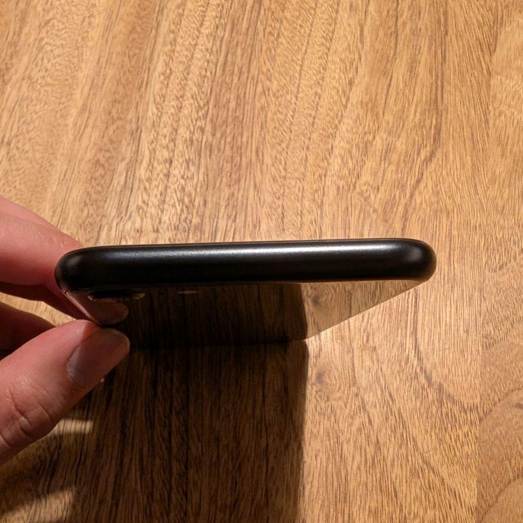 iPhone SE2 64GB ブラック