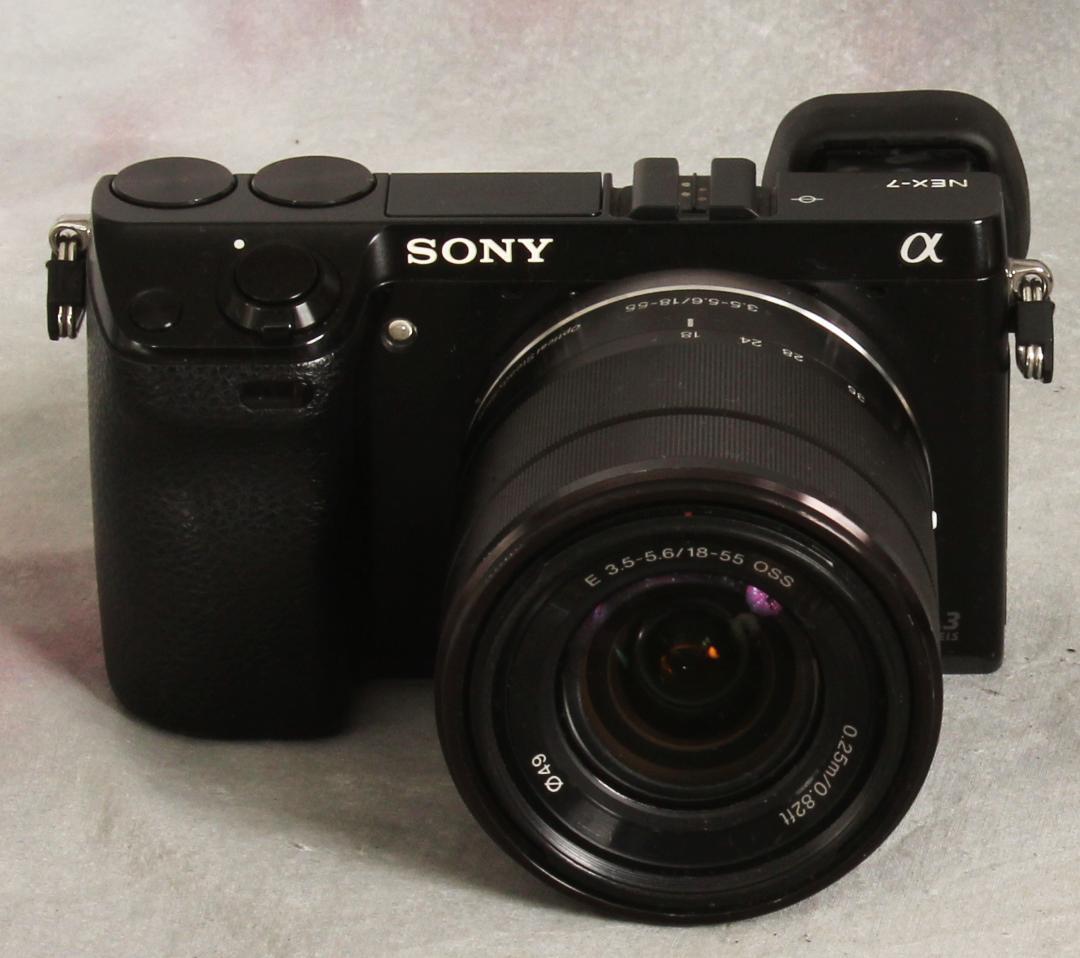 n*n様 SONY NEX-7 E 18-55mm レンズ付(ri05-06-1