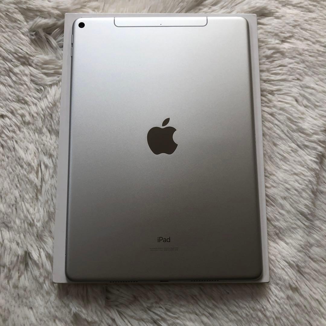 【完動品】iPad Air3 256GB SIMフリー 【すぐ発送】