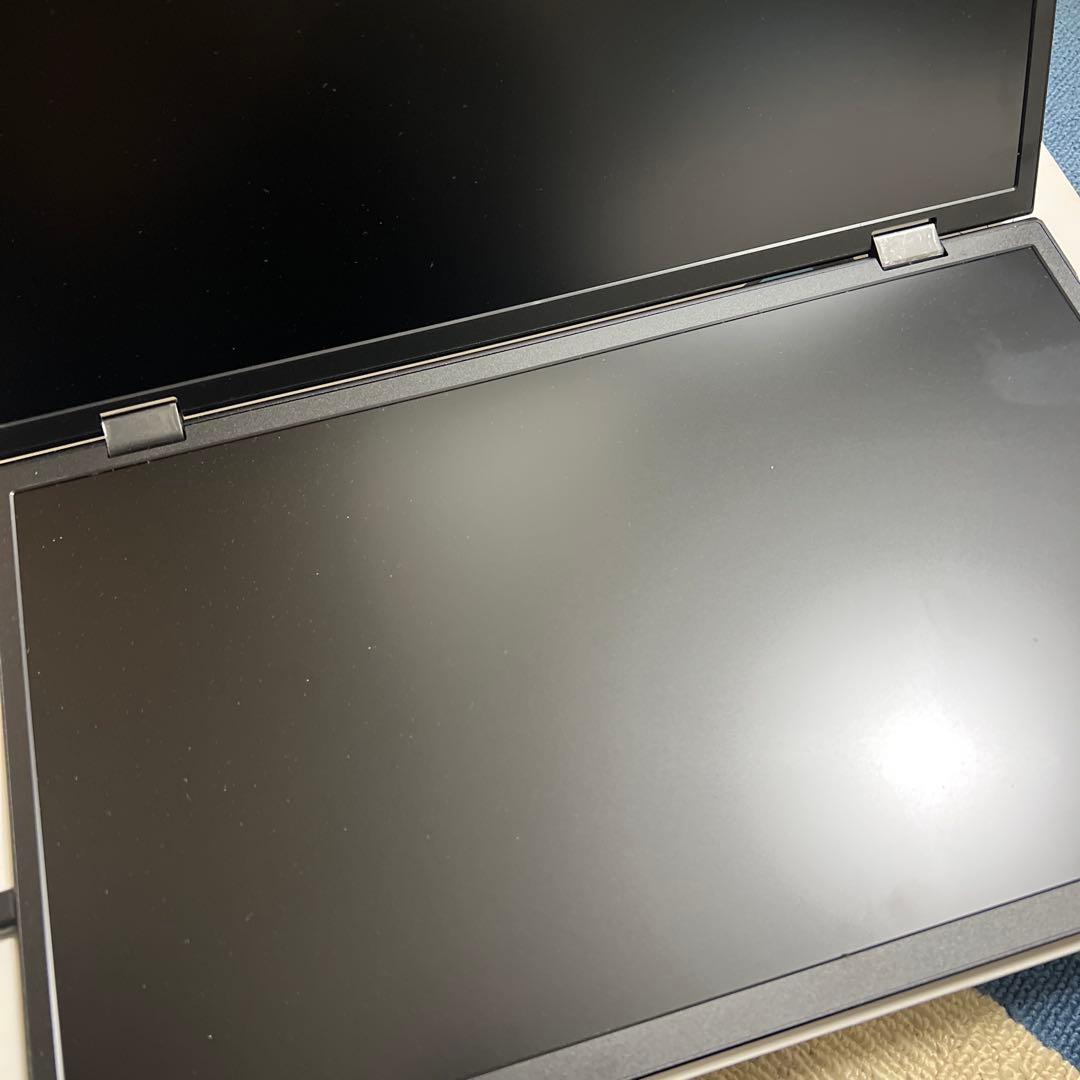 デュアル　ディスプレイ 15.6