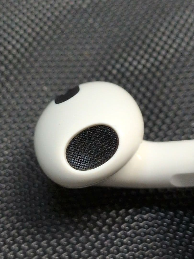 Apple AirPods第3世代 純正品 ワイヤレスイヤホン　M2655