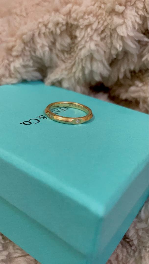 ティファニー　Tiffany k18 リング トゥルーバンドリング ダイヤ　金
