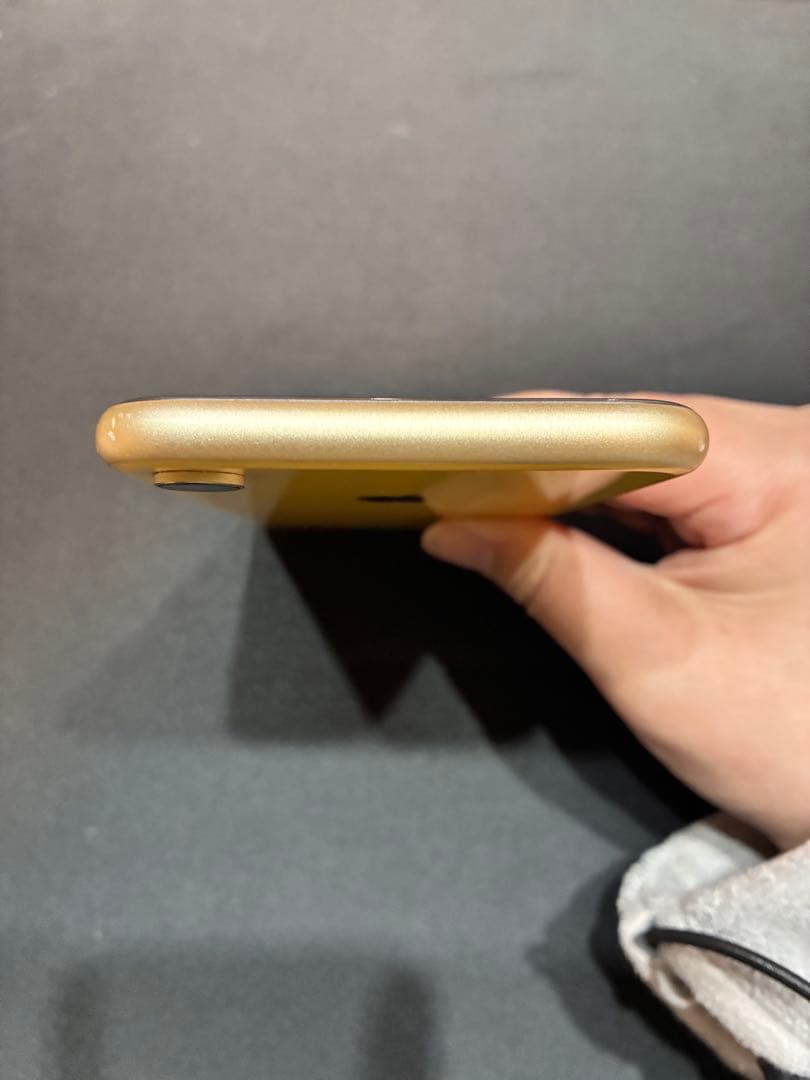 【値下げ】iPhone XR 64GB/SIMロック解除済/残量75%