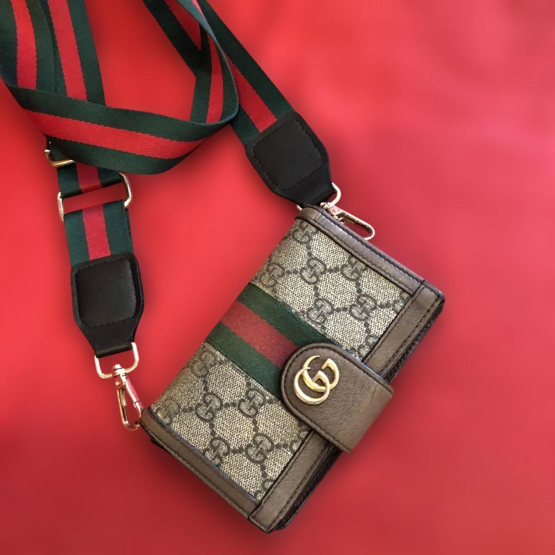 グッチGUCCI スマホケース本物iPhone x xs 希少　社外ストラップ