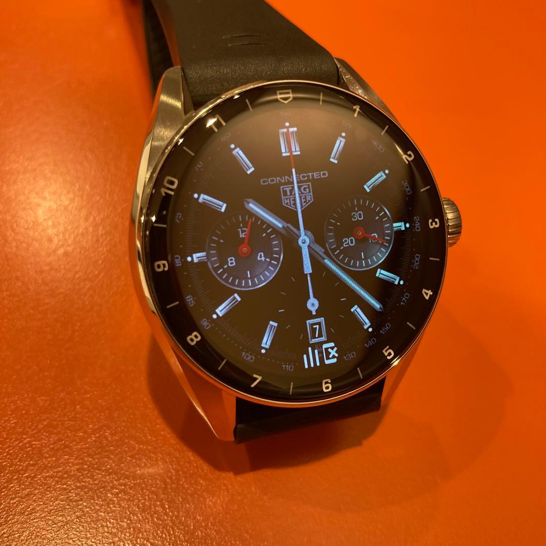 タグホイヤーコネクテッド E4 42mmスマートウォッチ　動作問題無し大きな傷無