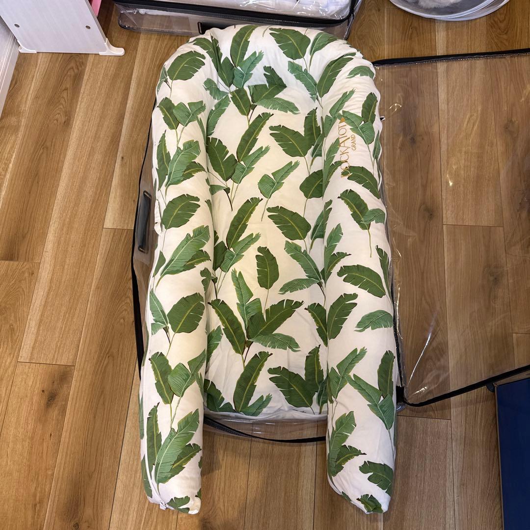 送料込　DockATot Grand ドッカトット　グランド　グレー