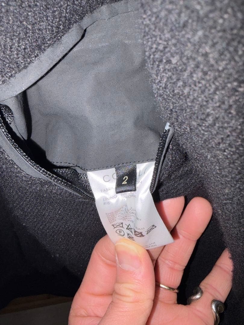 COMOLI ブラック ナイロンジャケット フード付きサイズ2