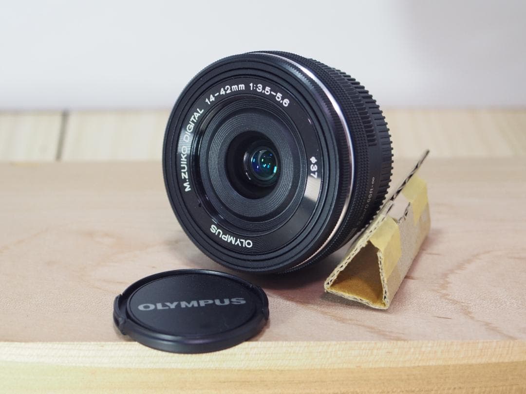 【ほぼ新品】OLYMPUS M.ZUIKO 14-42mm F3.5-5.6EZ