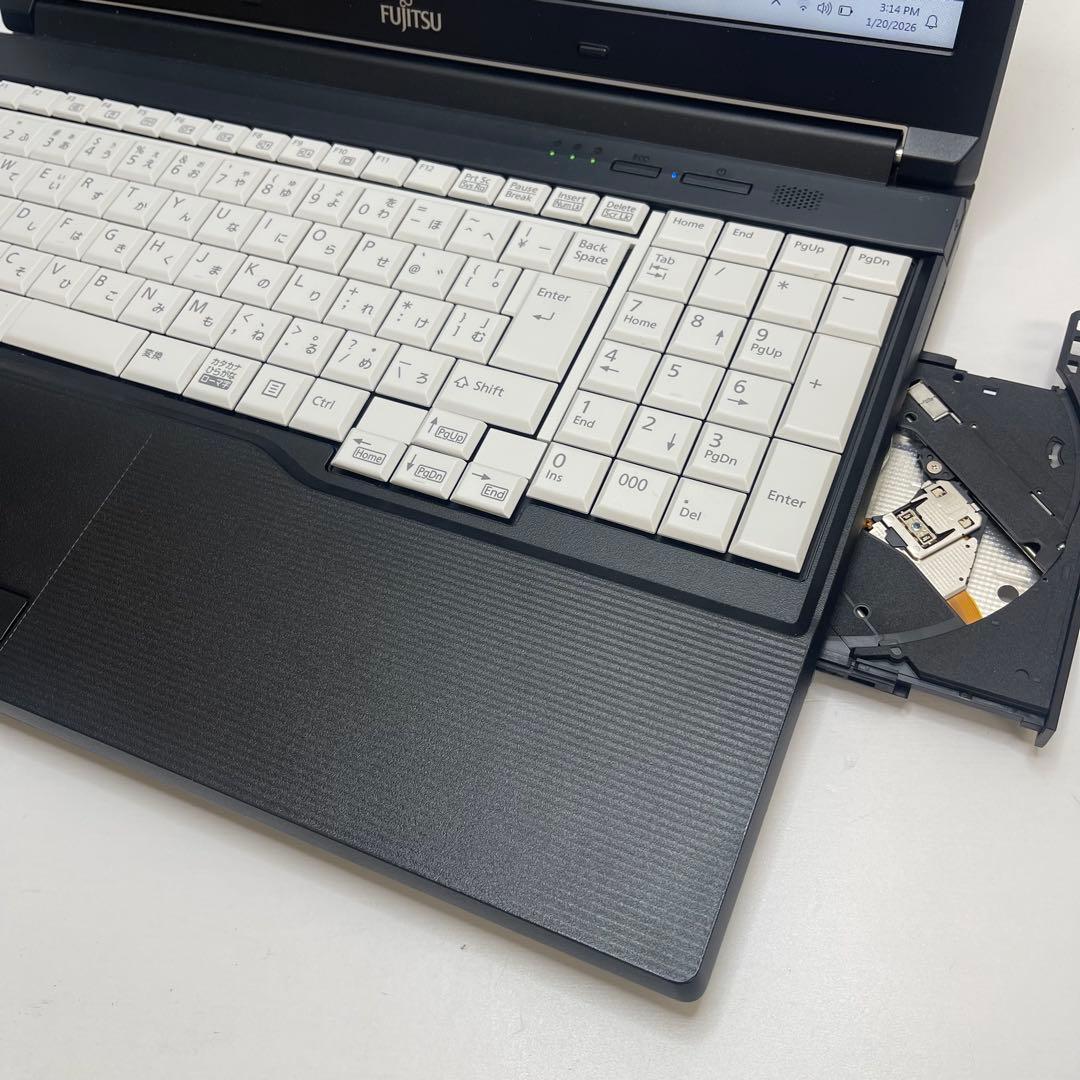 #862 富士通 Lifebook A747 i7-7600U 8GB 256G