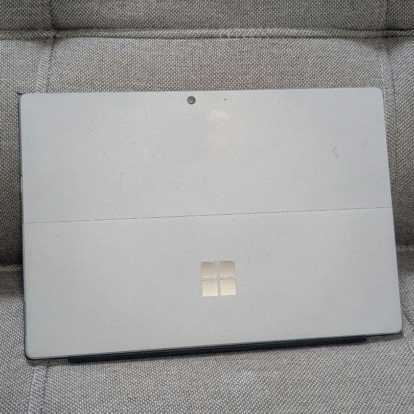 Surface Pro 7 i5 8GB 256GBタイプカバー付きⅰ