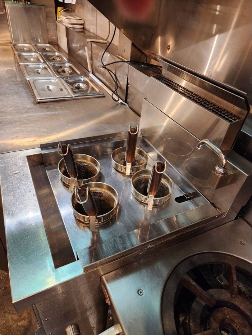 天川　ガス　ゆで麺機　茹で麺機　4テボ　1年使用