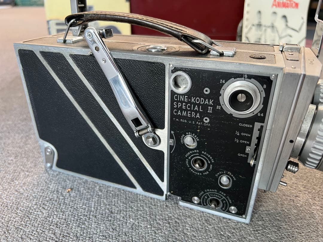 Cine-Kodak Special II Camera レンズ2本付き