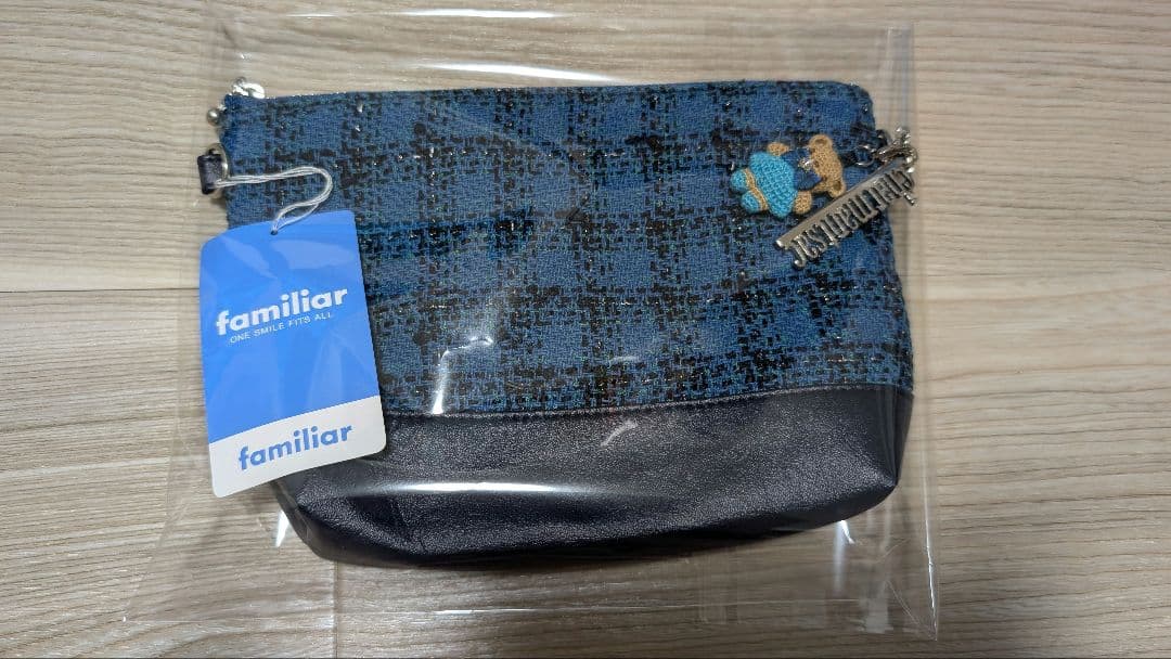 新品未開封★ファミリア シャルマントサック　ポーチ