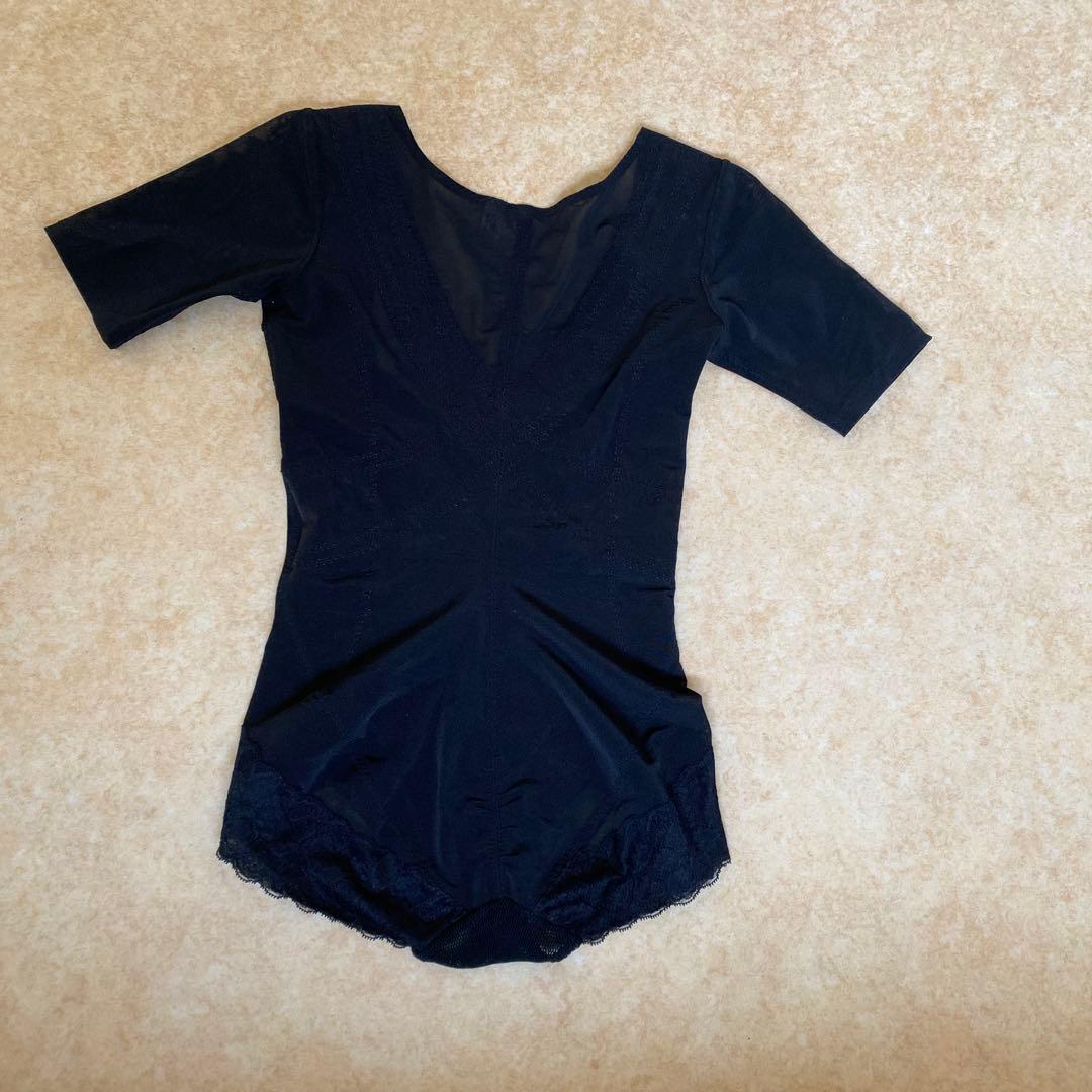 LALA ボディースーツ　サイズ80 L
