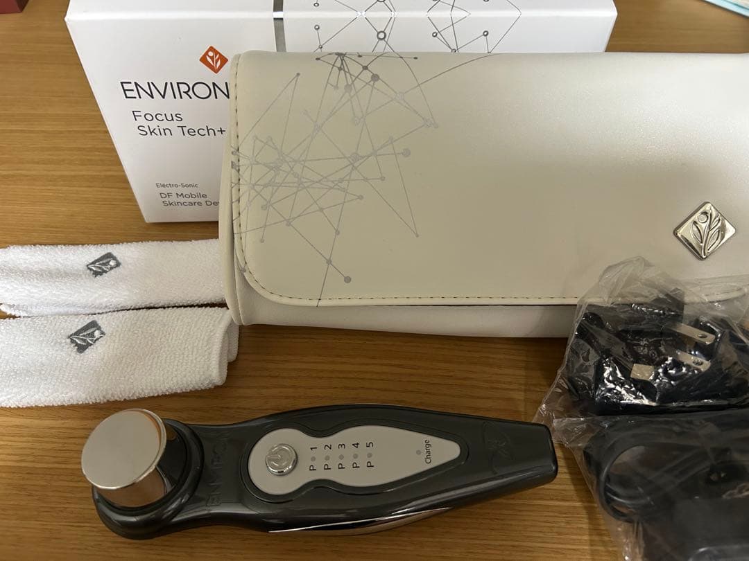ENVIORN Focus Skin Tech 美顔器