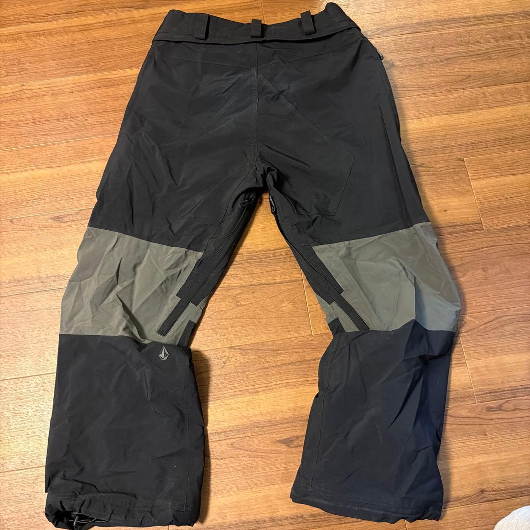 VOLCOM GORE-TEX スノーボードパンツ 男性用