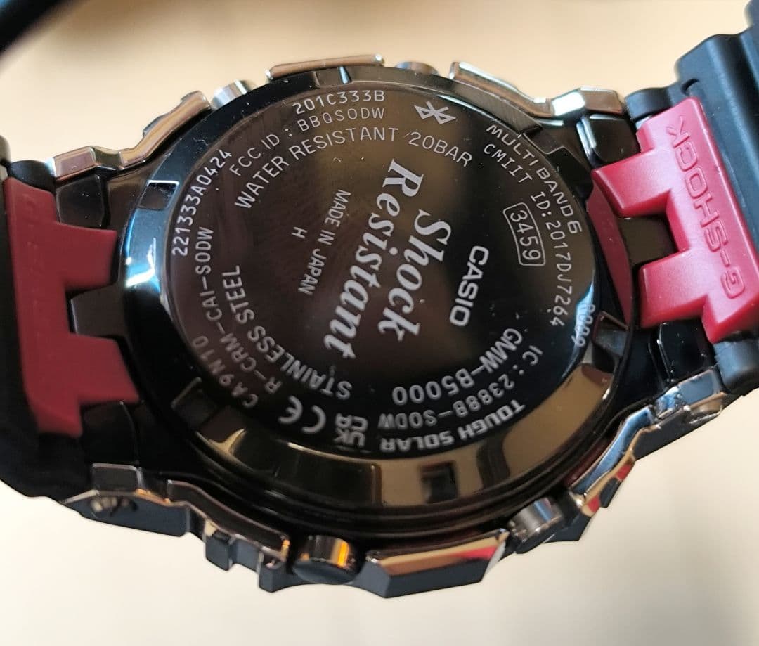 G-SHOCK GMW−B5000-1JFメタルカバーソーラー電波