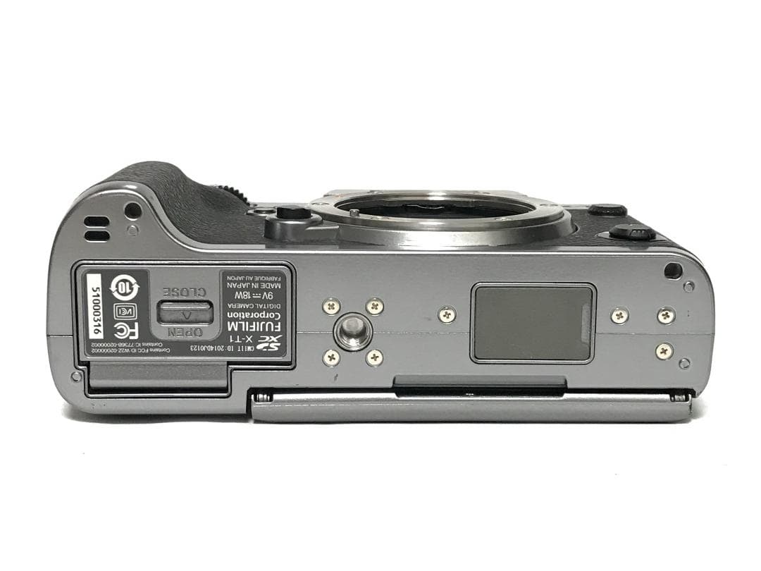 FUJIFILM X-T1　グラファイトシルバー　ショット数800回　#9408