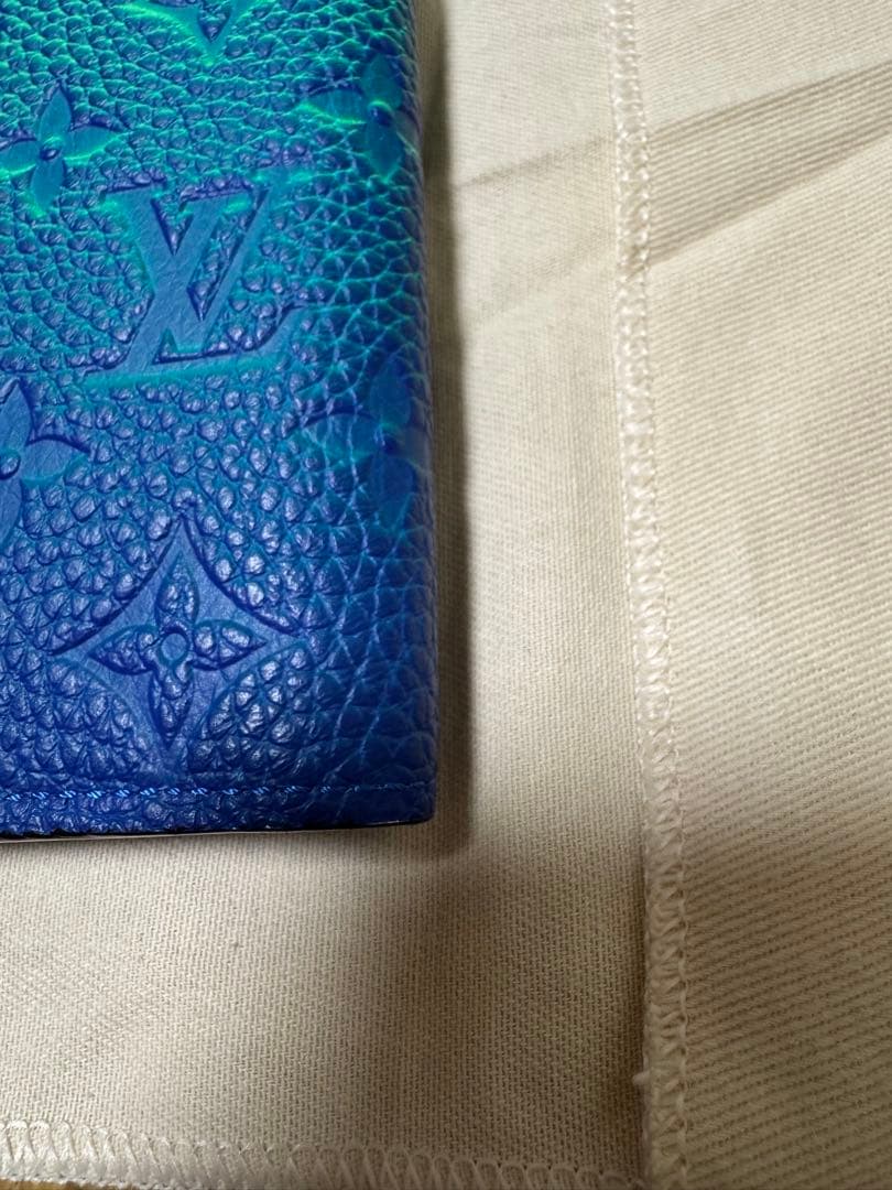 ルイヴィトン　ポルトフォイユ・ブラザ　 M81255