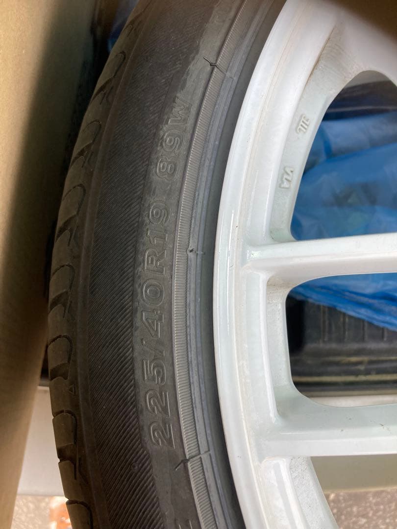 ワーク　エモーション　19インチ ①