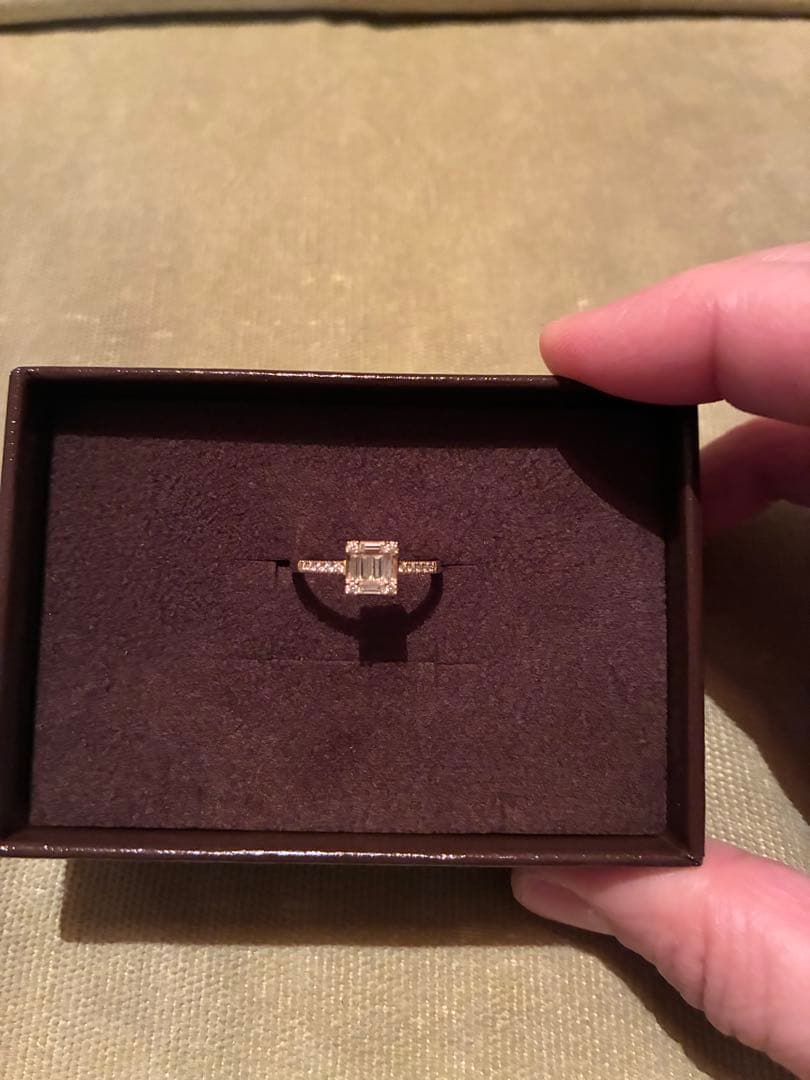 【美品】ベルシオラ リング k18 ダイヤモンド0.24カラット　11号