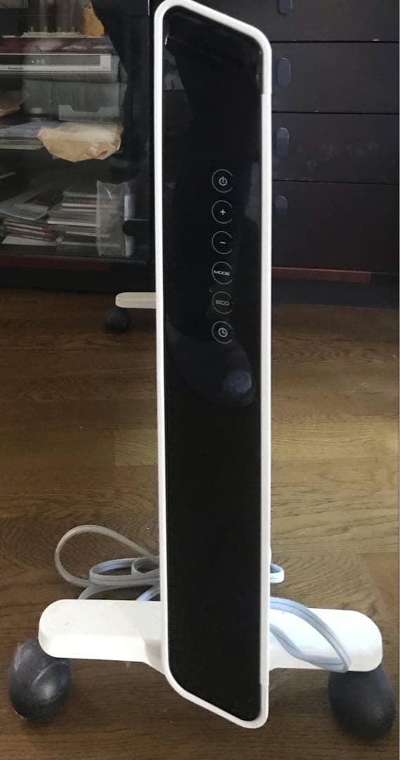 デロンギ/ コンペクターヒーター HXJ60L 12-WH 美品