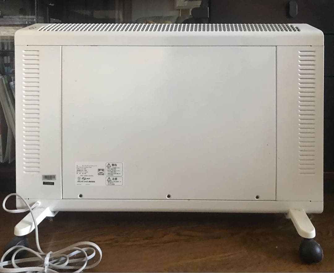 デロンギ/ コンペクターヒーター HXJ60L 12-WH 美品