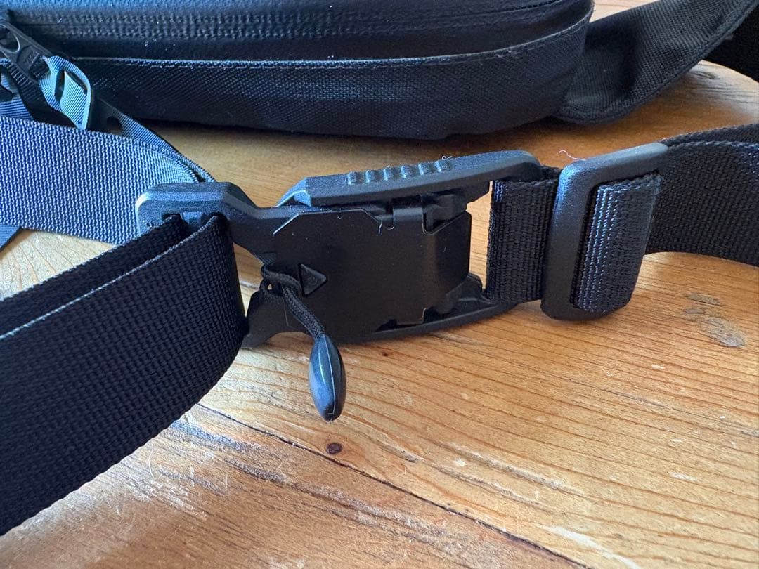 BLACK EMBER（ブラックエンバー） TKS TECH KIT SLING