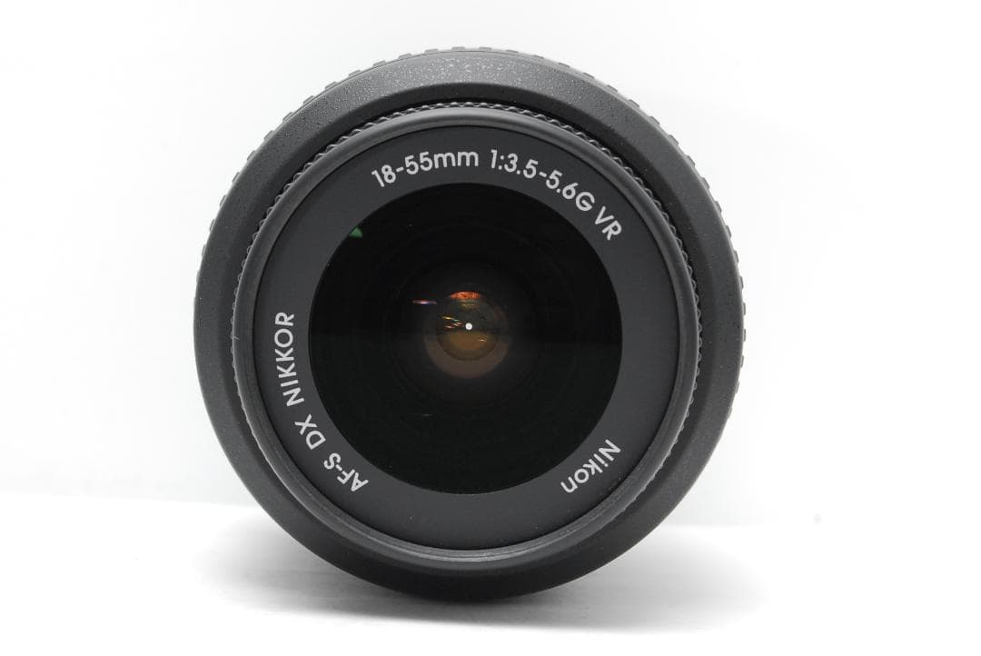 【美品 箱付き】少ないショット数♪初心者おすすめ一眼レフ Nikon D3100