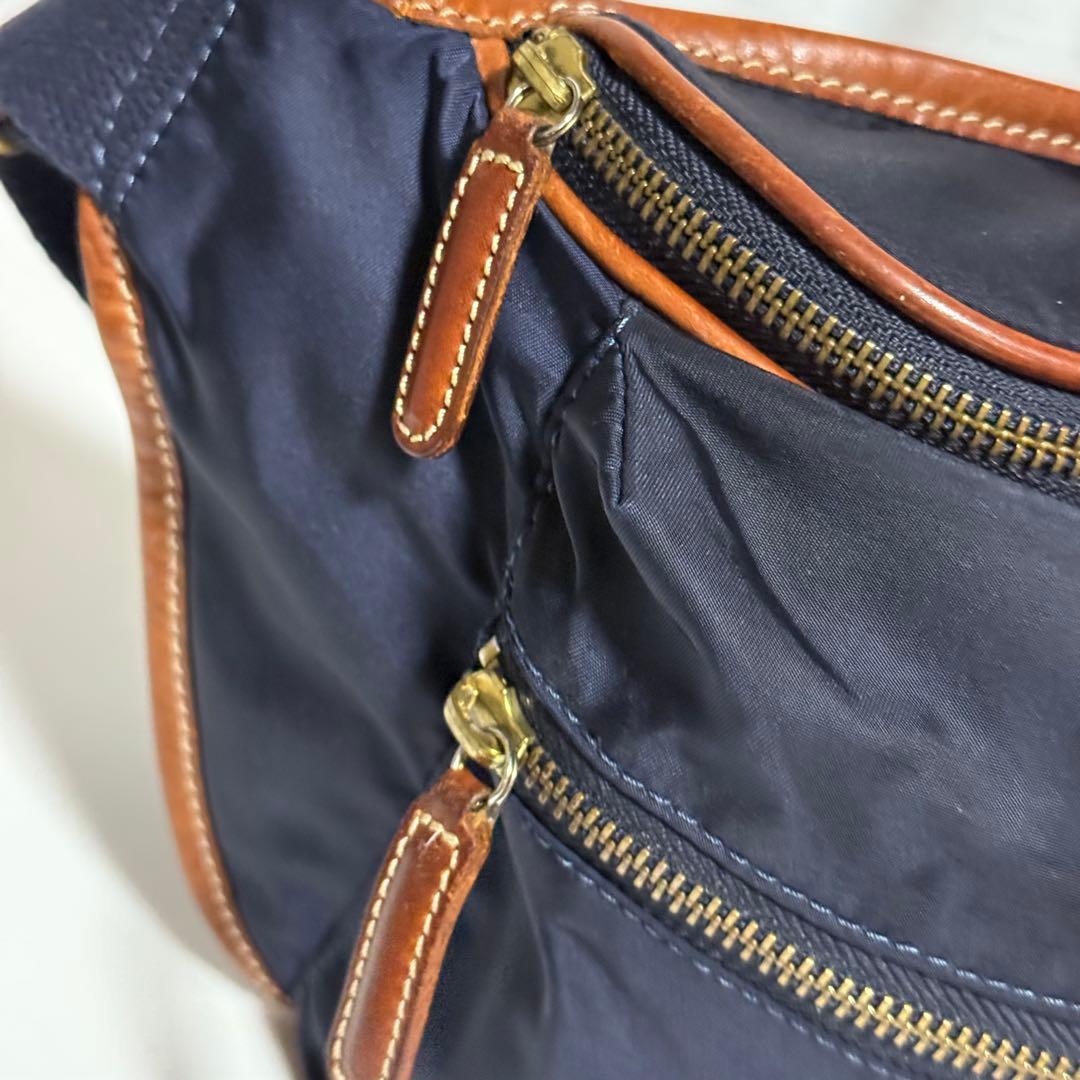 ⭐️未使用級⭐️Felisi　フェリージ　ボディバッグ　799　ナイロン