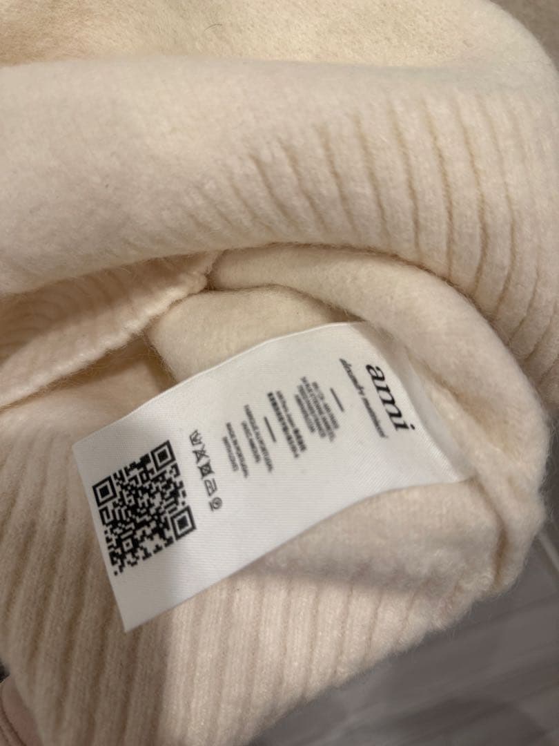 amiparis ホワイト　セーター