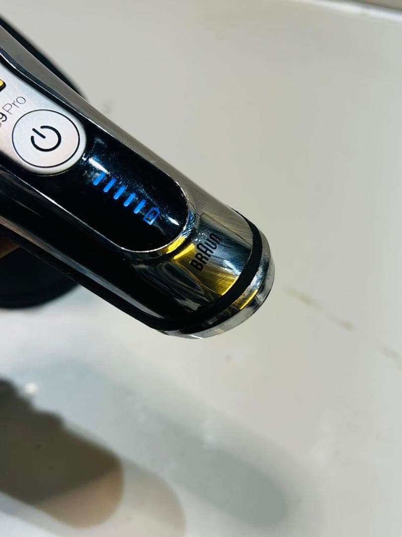 Braun メンズ電気シェーバー S9PRO 動作品