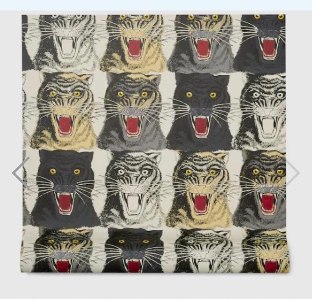 GUCCI 正規品　タイガーフェイス　プリント ウォールペーパー（壁紙）